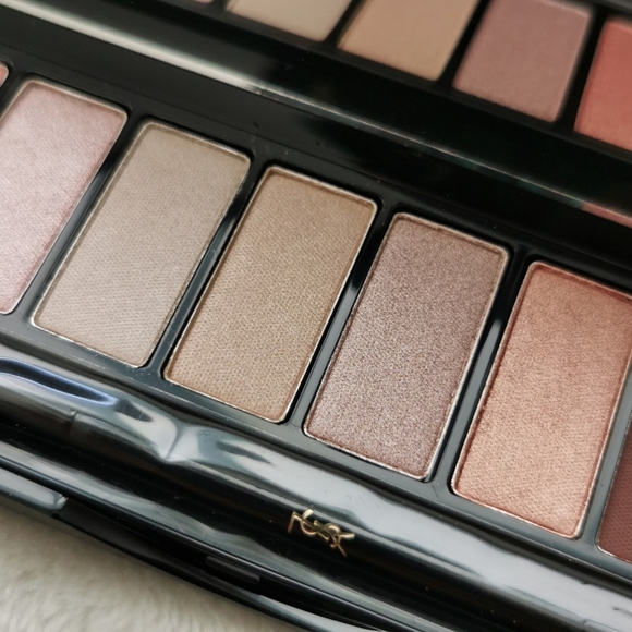 YSL 10 Colour Eyeshadow Palette in #1 Nu - Picture 9 of 9